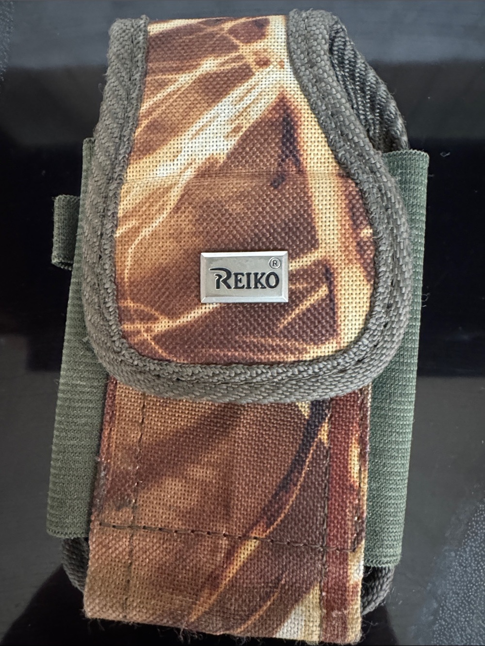 Reiko Vertical Rugged Brown Camo Belt Phone Holster